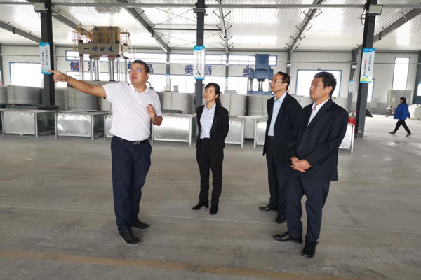 陜西航天建設集團有限公司總經理、黨委副書記謝明娟率隊赴遼寧一諾環保產業集團開展考察調研工作